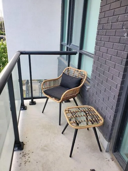 Apartment Midtown 4 Bedroom Home Free Wi-Fi And Parking Toronto