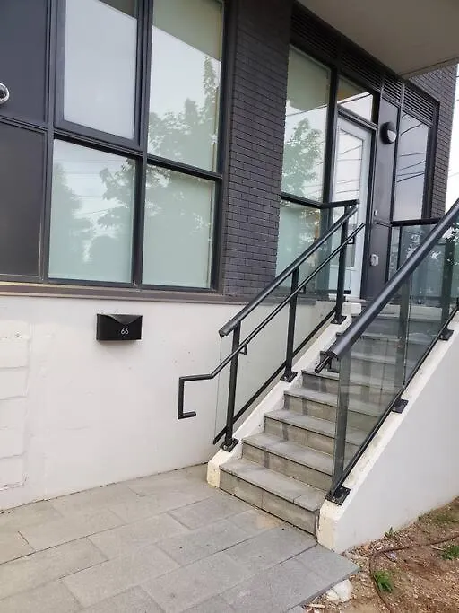 Apartment Midtown 4 Bedroom Home Free Wi-Fi And Parking Toronto