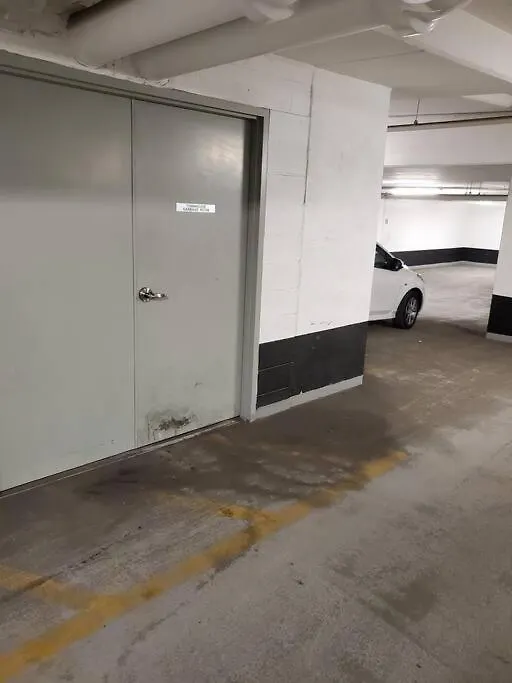 Midtown 4 Bedroom Home Free Wi-Fi And Parking Toronto