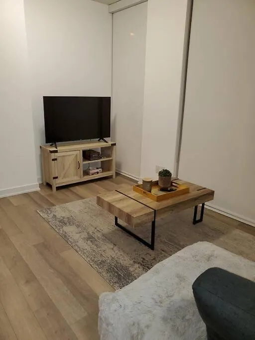 Midtown 4 Bedroom Home Free Wi-Fi And Parking Toronto 0*,